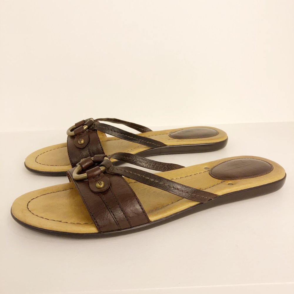 Frye Leather Brass O-Ring Sandals 9